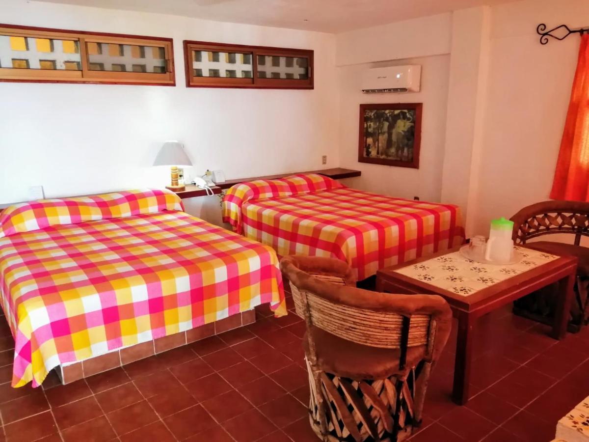 Hotel Catalina Beach Resort Zihuatanejo Exteriér fotografie